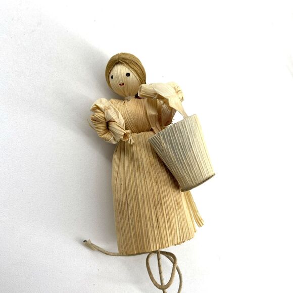 Lot of 4  Vtg Retro Christmas Tree Ornaments 3" Corn Husk Country Girls Cottage - Picture 5 of 7